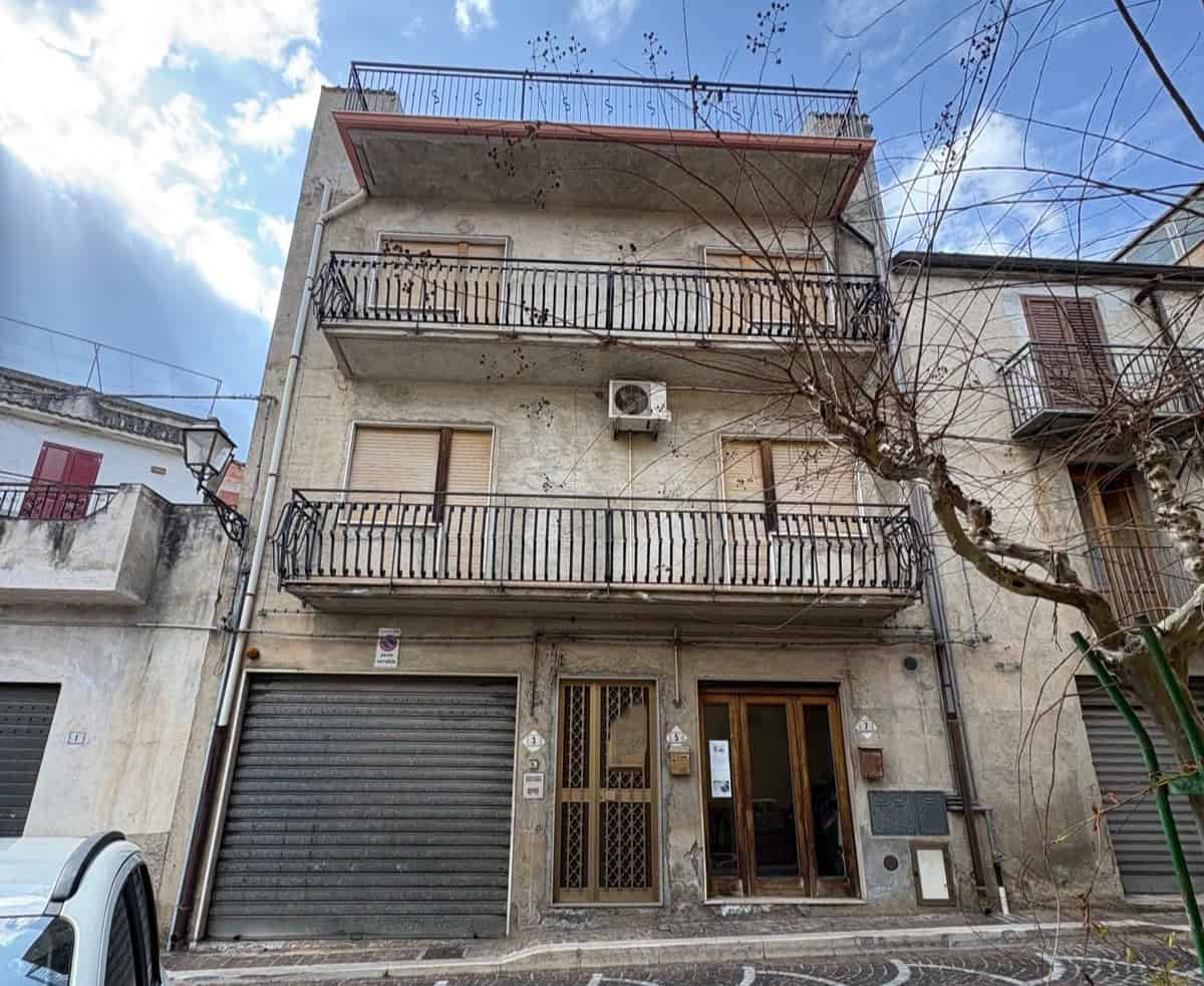 Appartamento in vendita in Via Roma, Longi, Me