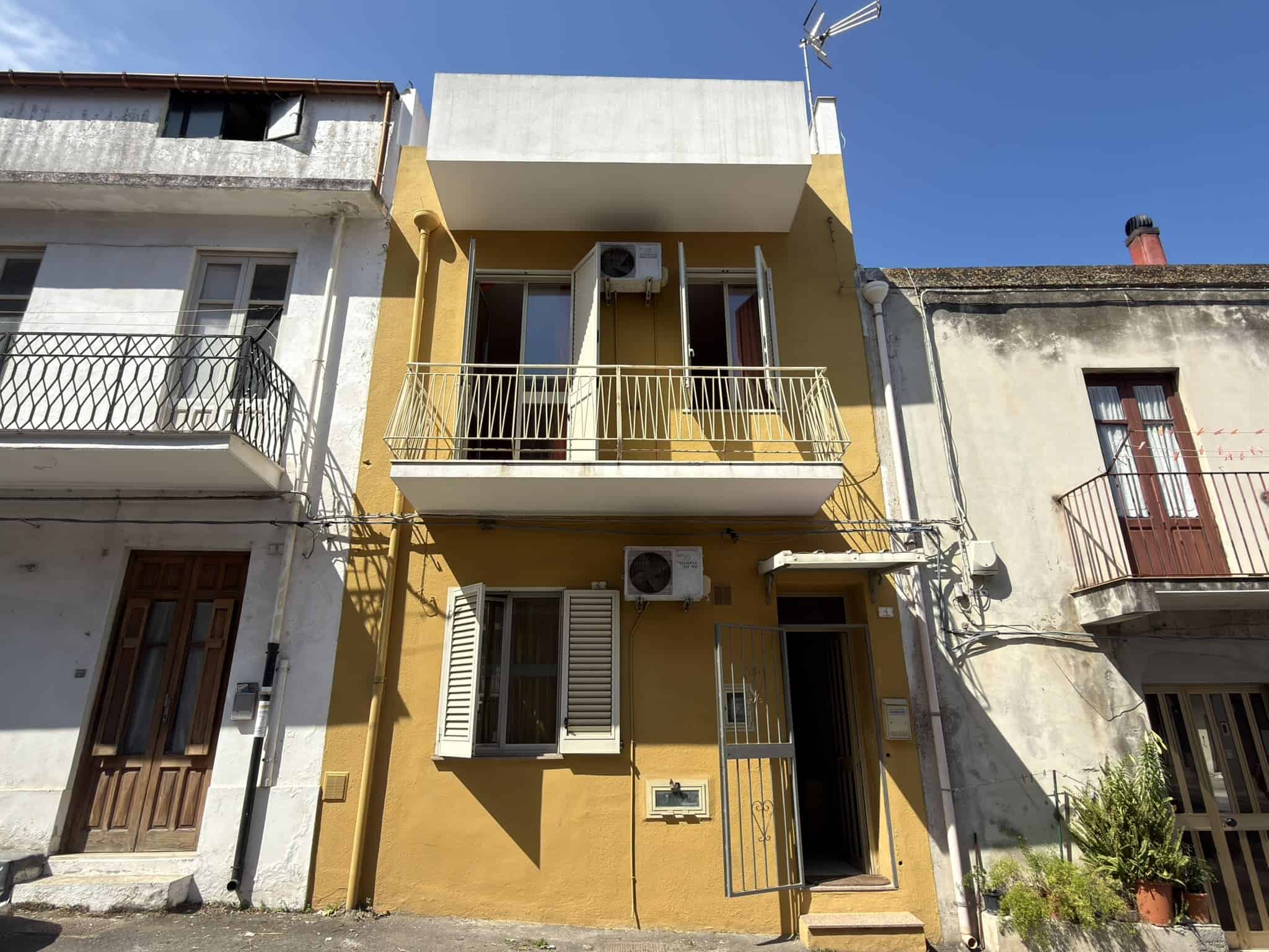 Casa Indipendente in vendita in Via Carrara 4, Barcellona P.G., ME