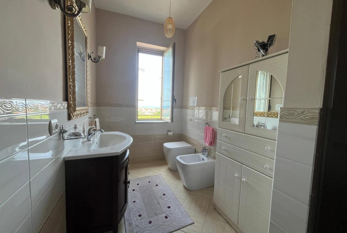 1170