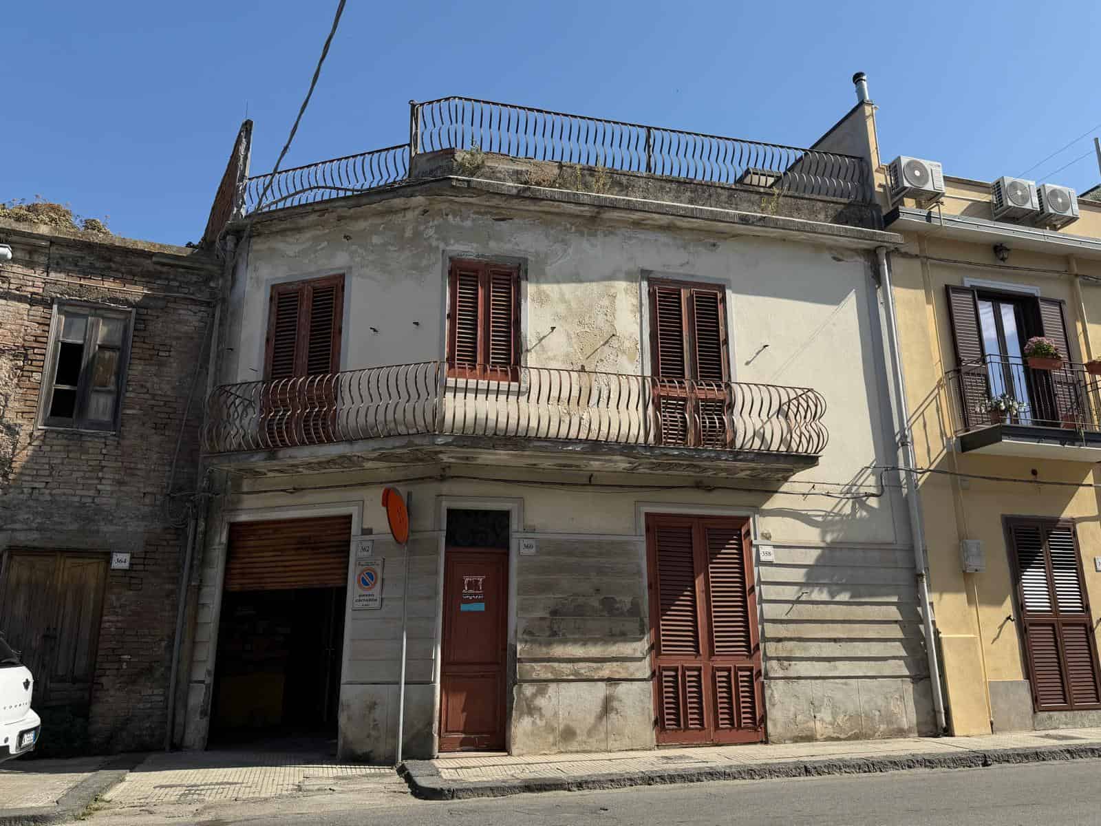 Casa indipendente in vendita in Via Giuseppe Garibaldi 400, Barcellona P.G., ME