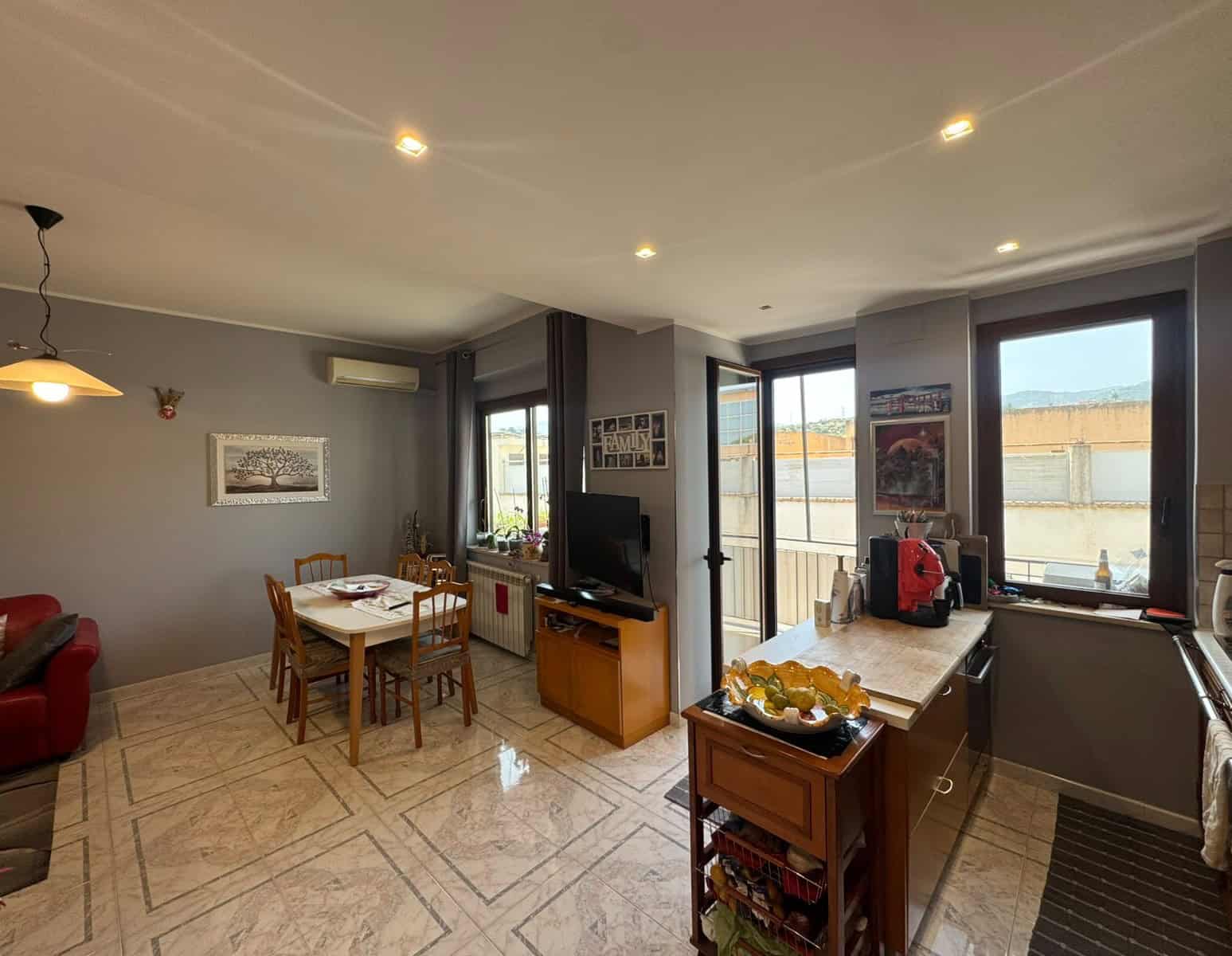 Appartamento in vendita in via Nazionale 109, Falcone, Me