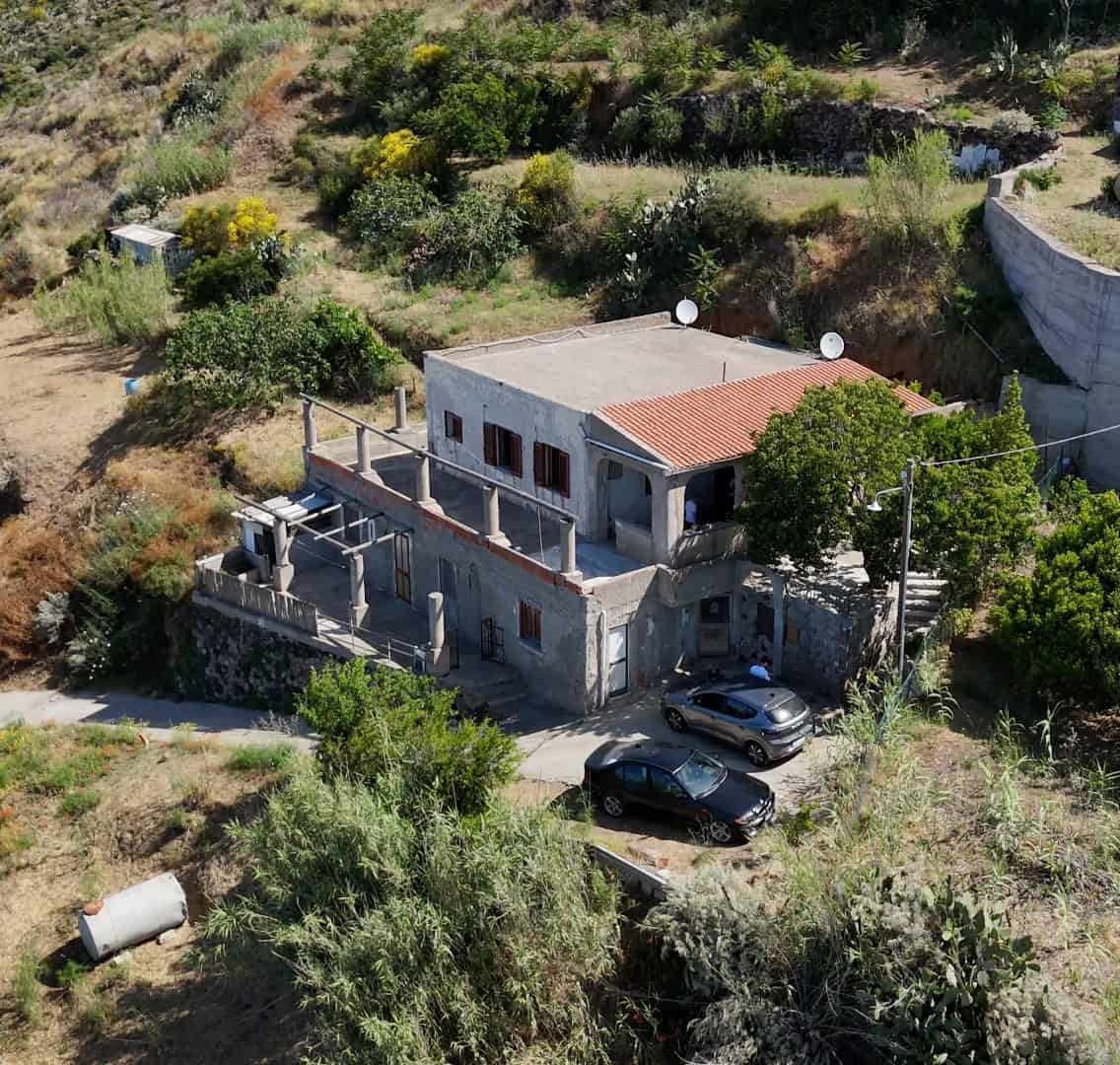 Villa In vendita a Quattropani, Lipari, Me